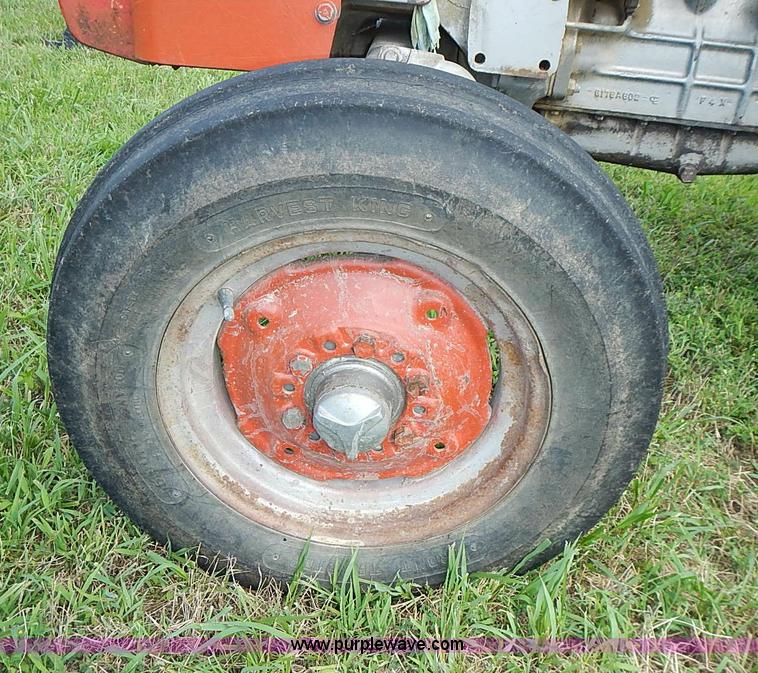 image for item J2105 1968 Massey-Ferguson 165 Multi-power tractor