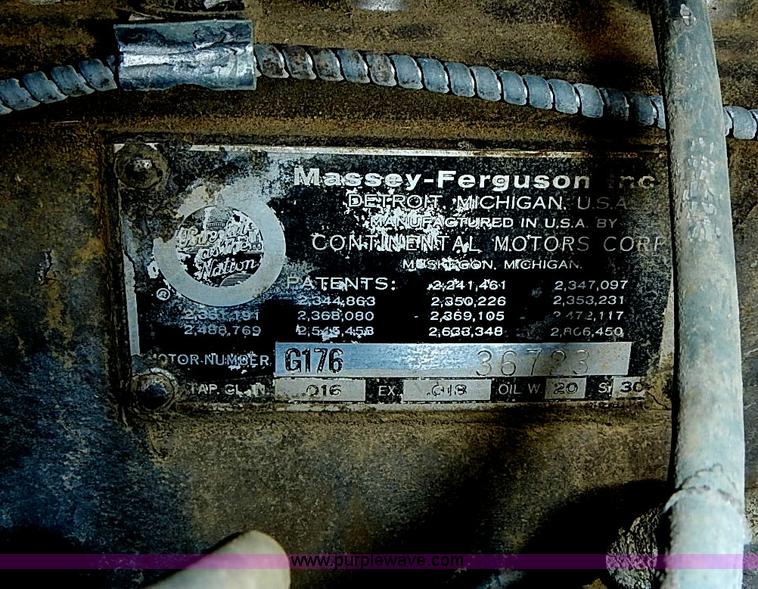 image for item J2105 1968 Massey-Ferguson 165 Multi-power tractor