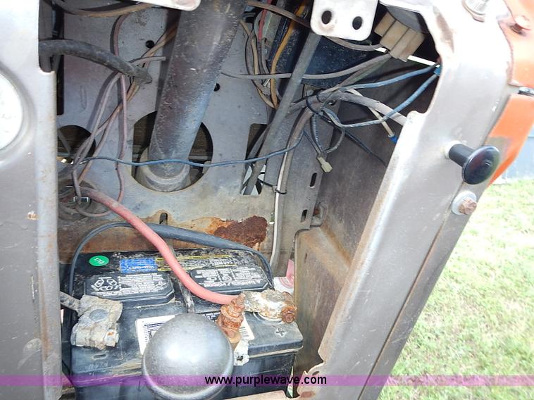 image for item J2105 1968 Massey-Ferguson 165 Multi-power tractor