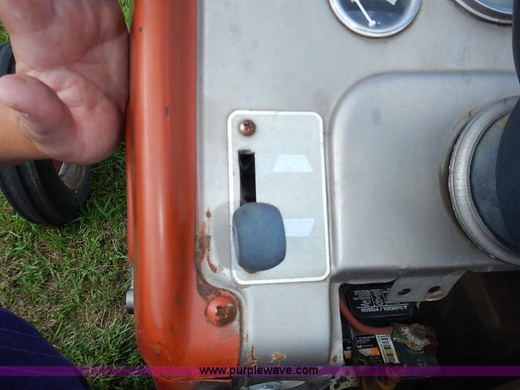 image for item J2105 1968 Massey-Ferguson 165 Multi-power tractor