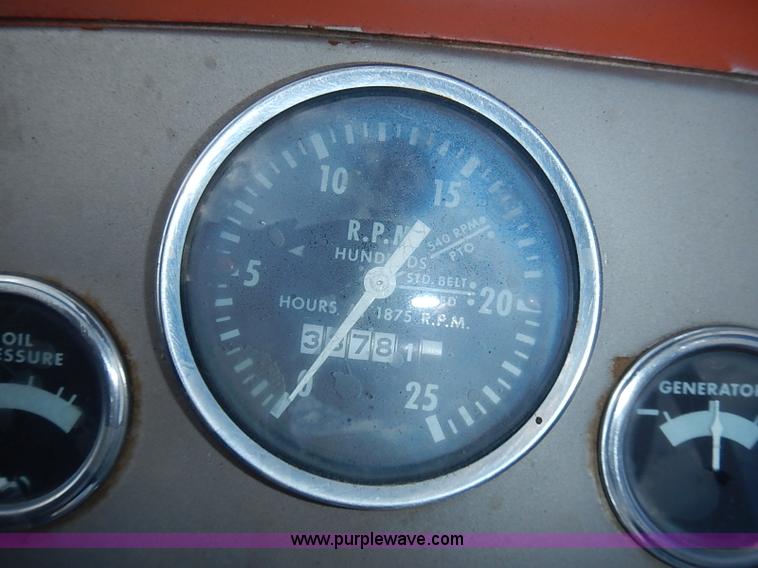 image for item J2105 1968 Massey-Ferguson 165 Multi-power tractor