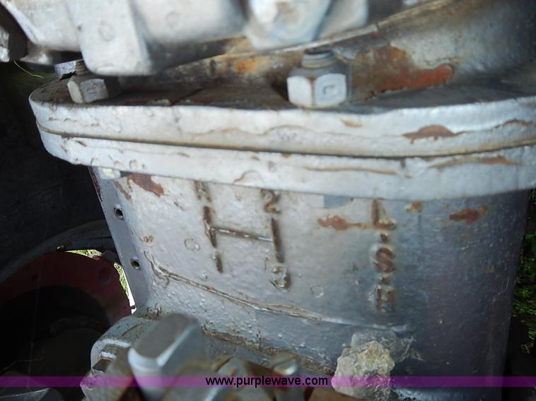 image for item J2105 1968 Massey-Ferguson 165 Multi-power tractor