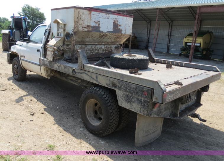 image for item AC9396 2002 Dodge Ram 3500 Laramie SLT flatbed truck