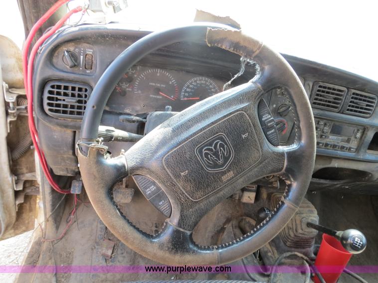 image for item AC9396 2002 Dodge Ram 3500 Laramie SLT flatbed truck