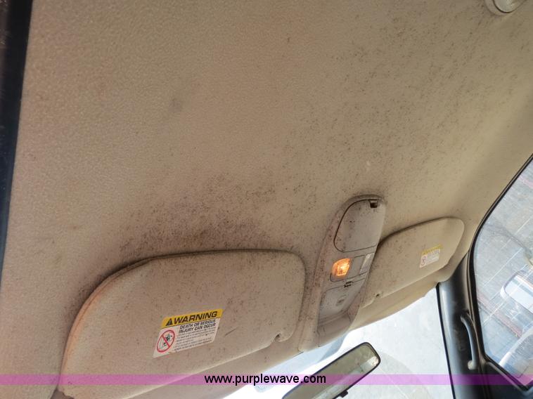 image for item AC9396 2002 Dodge Ram 3500 Laramie SLT flatbed truck