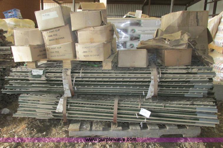 image for item AZ9591 T-posts and clips