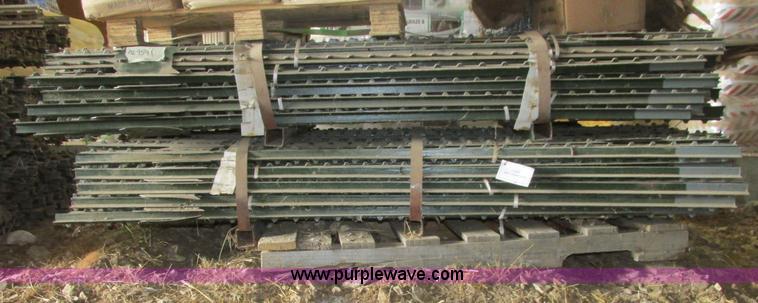 image for item AZ9591 T-posts and clips