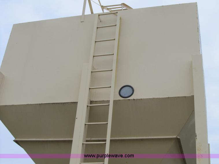 image for item F4932 Grain hopper