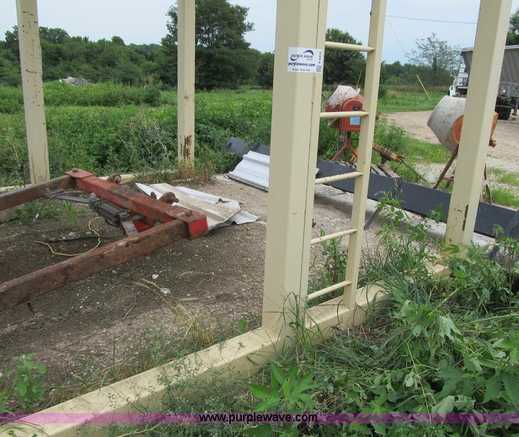 image for item F4932 Grain hopper