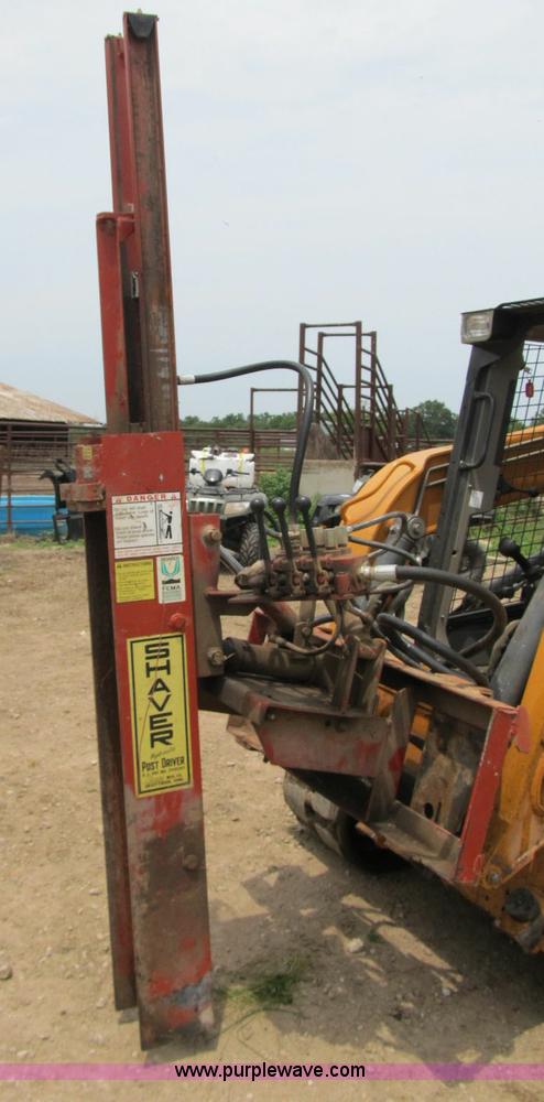 image for item F4947 Shaver HD8 hydraulic skid steer post driver