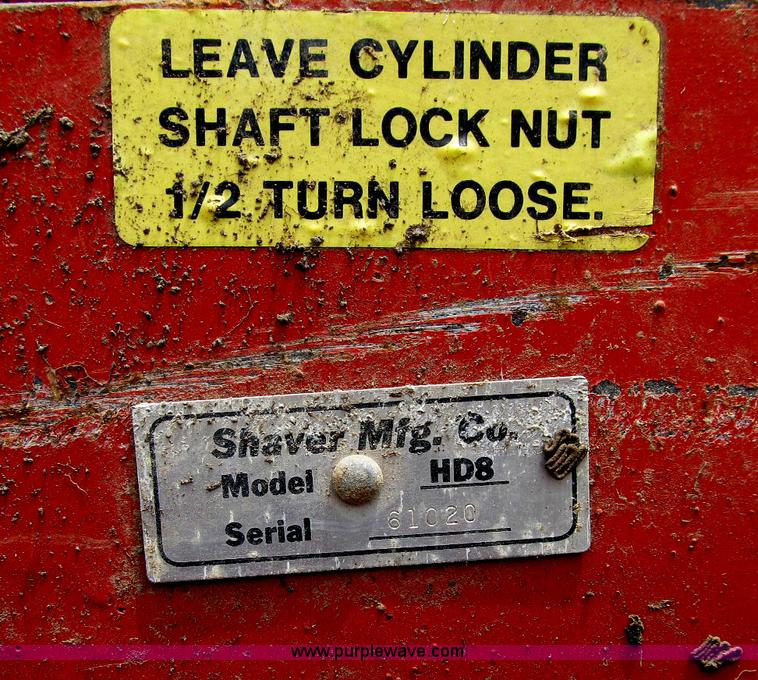 image for item F4947 Shaver HD8 hydraulic skid steer post driver