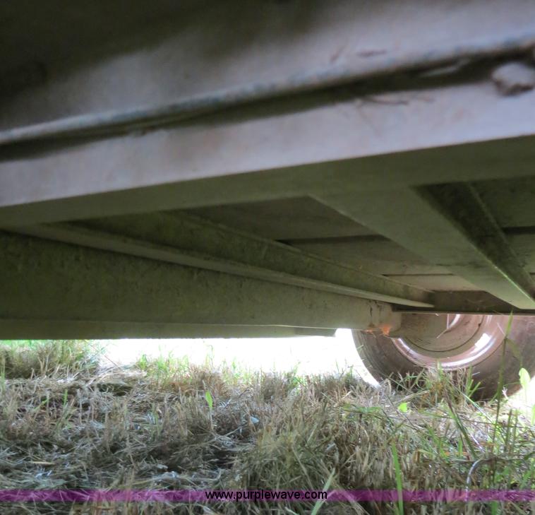 image for item F4957 2001 Eby Ruff Neck 26' aluminum gooseneck stock trailer