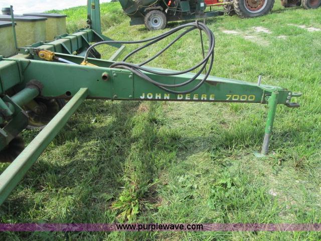 image for item F4958 John Deere 7000 planter