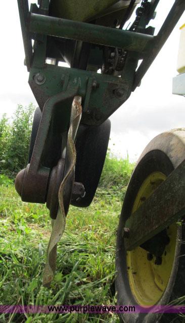 image for item F4958 John Deere 7000 planter