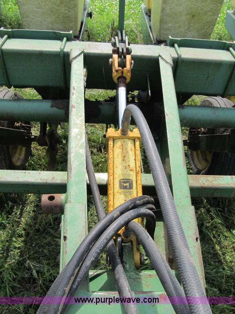 image for item F4958 John Deere 7000 planter