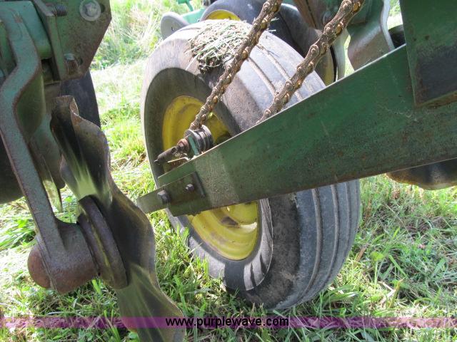image for item F4958 John Deere 7000 planter
