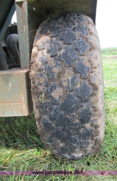 image for item F4959 Arts-Way 5165 grinder mixer