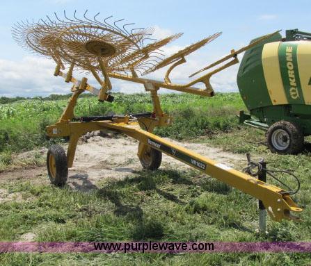 image for item F4962 2012 Vermeer VR1022 10 wheel hay rake