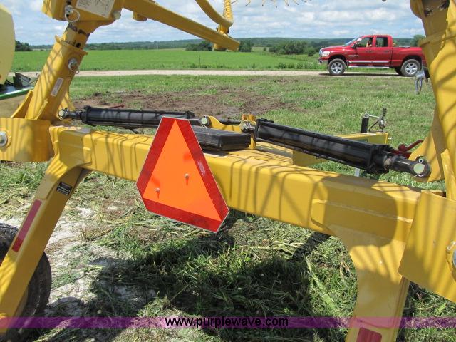 image for item F4962 2012 Vermeer VR1022 10 wheel hay rake