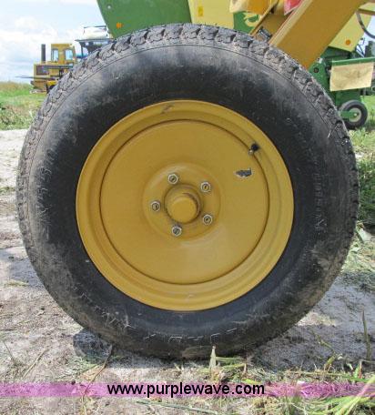 image for item F4962 2012 Vermeer VR1022 10 wheel hay rake