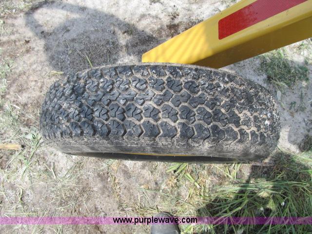 image for item F4962 2012 Vermeer VR1022 10 wheel hay rake