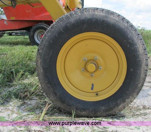 image for item F4962 2012 Vermeer VR1022 10 wheel hay rake