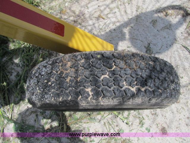 image for item F4962 2012 Vermeer VR1022 10 wheel hay rake