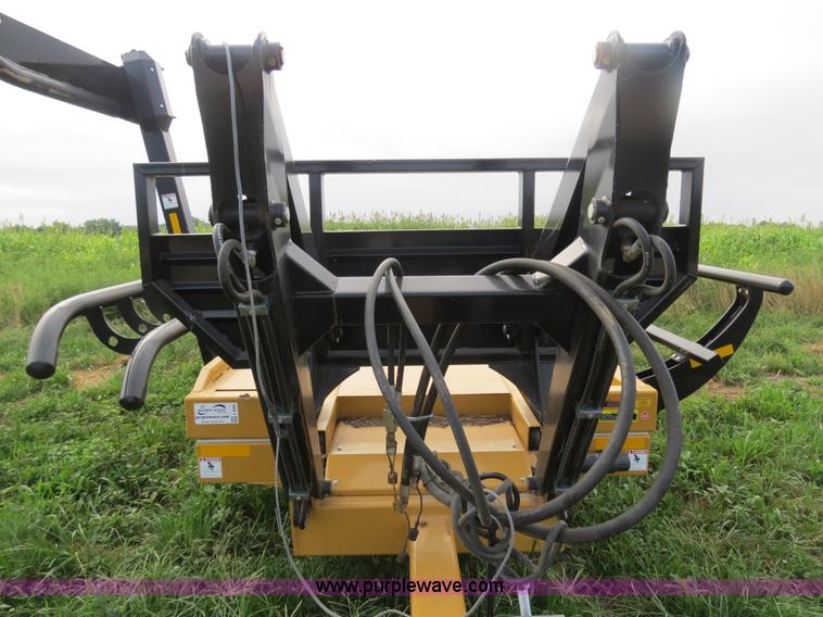 image for item F4966 2013 Tube Line Techo Bale 980 bale hauler/loader