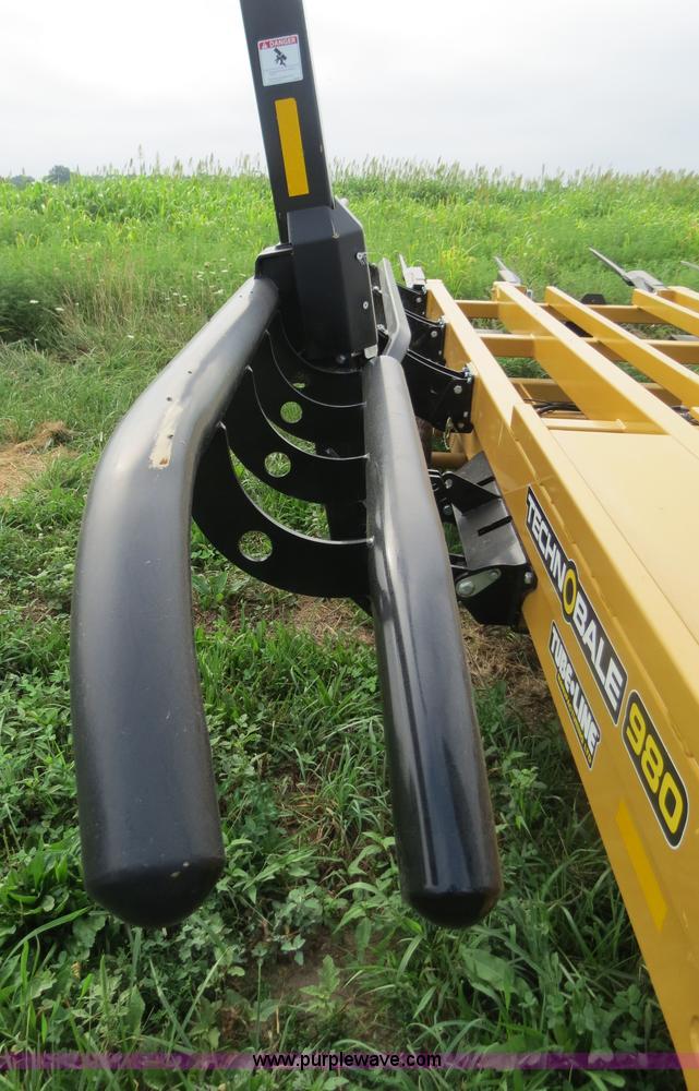 image for item F4966 2013 Tube Line Techo Bale 980 bale hauler/loader