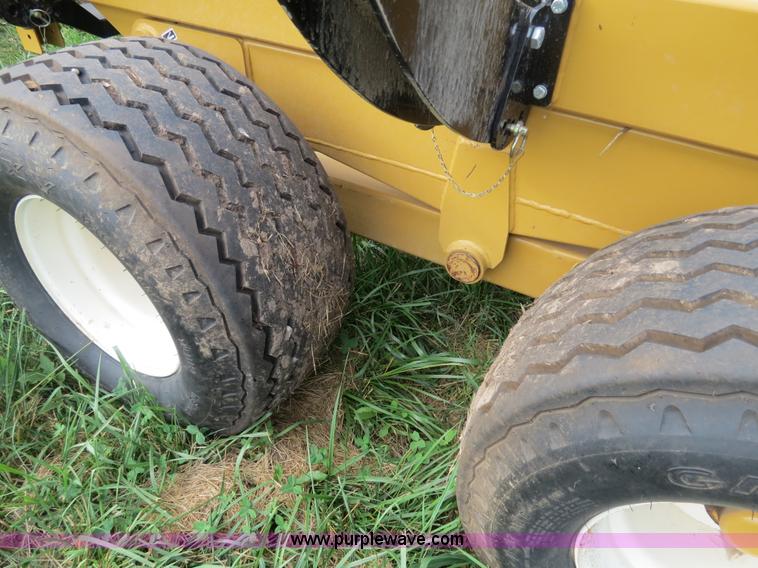 image for item F4966 2013 Tube Line Techo Bale 980 bale hauler/loader