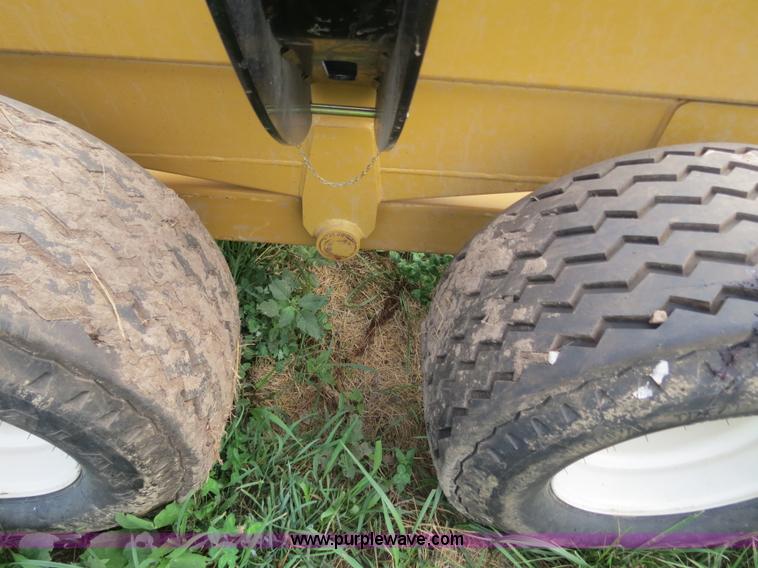 image for item F4966 2013 Tube Line Techo Bale 980 bale hauler/loader