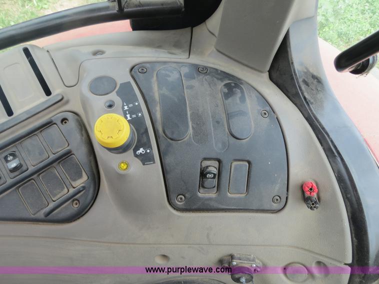 image for item F4970 2011 Case IH Maxxum 125 MFWD tractor