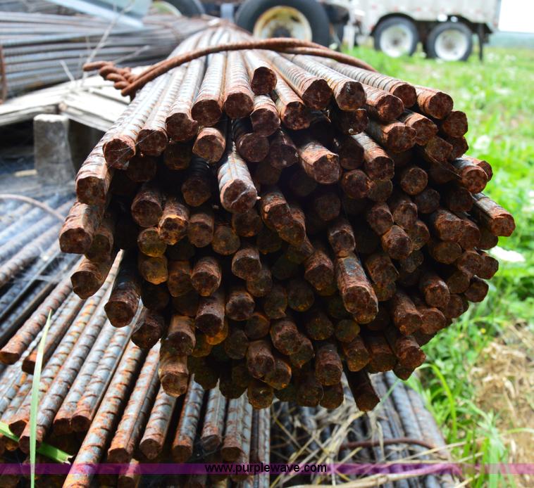 image for item H2907 (4) bundles of 20' x 1/2" rebar