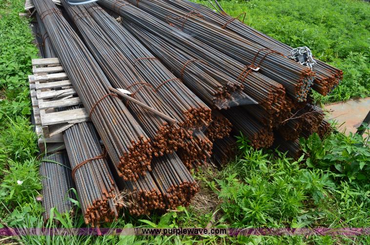 image for item H2909 (4) bundles of 20' x 1/2" rebar