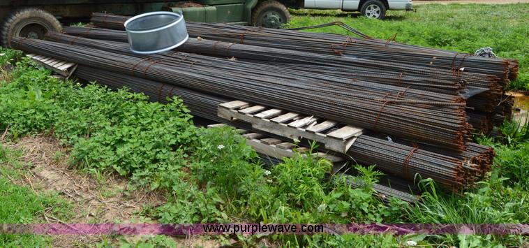 image for item H2909 (4) bundles of 20' x 1/2" rebar