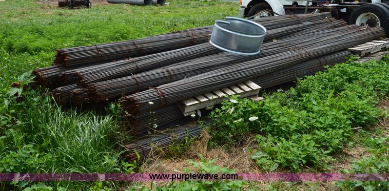 image for item H2911 (4) bundles of 20' x 1/2" rebar