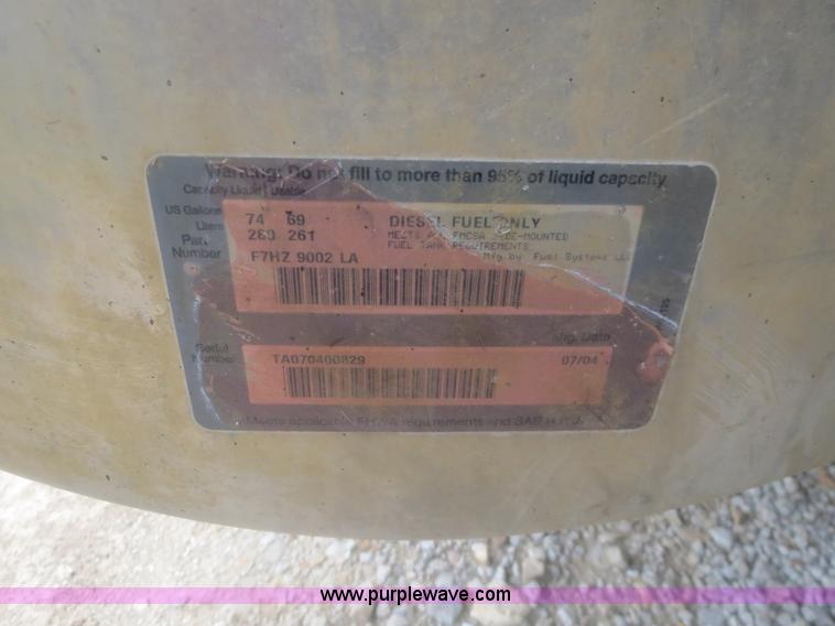 image for item H2914 1998 Ford AT9513 Aeromax 113 semi truck