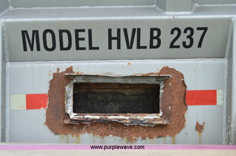 image for item H2915 2000 Red River HVLB237 live bottom trailer