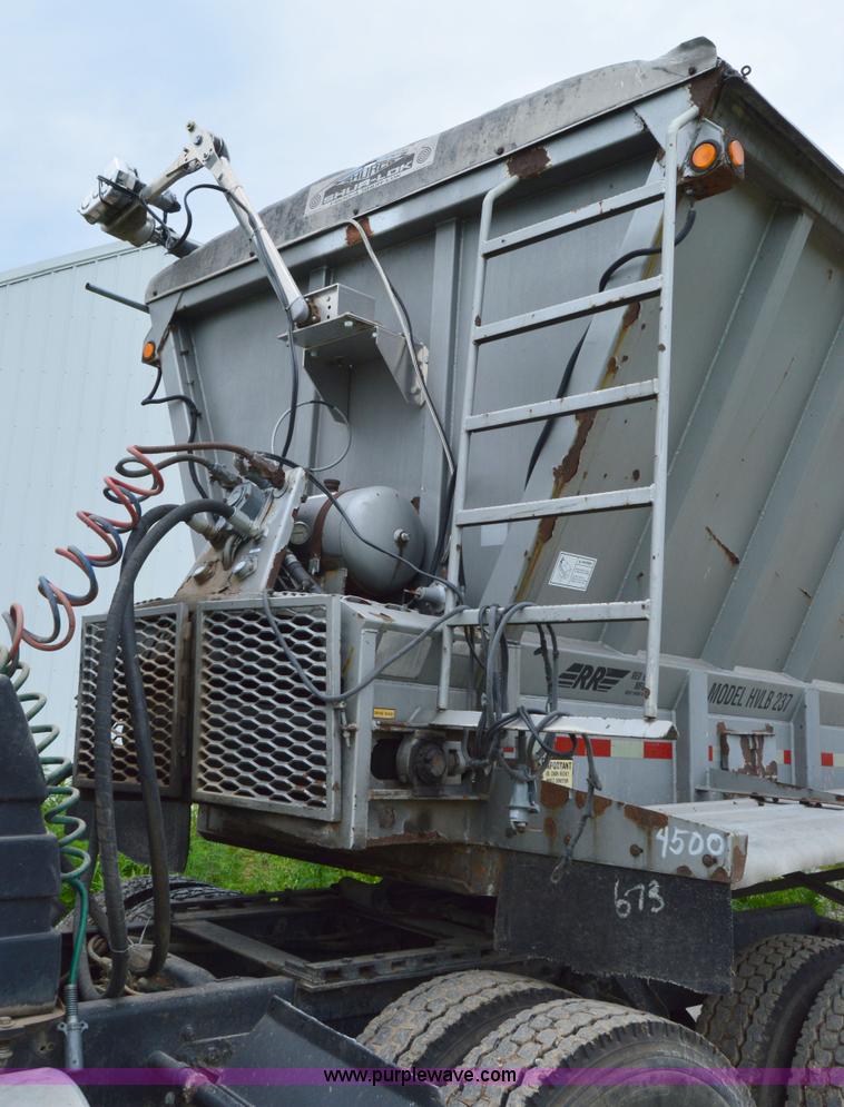 image for item H2915 2000 Red River HVLB237 live bottom trailer