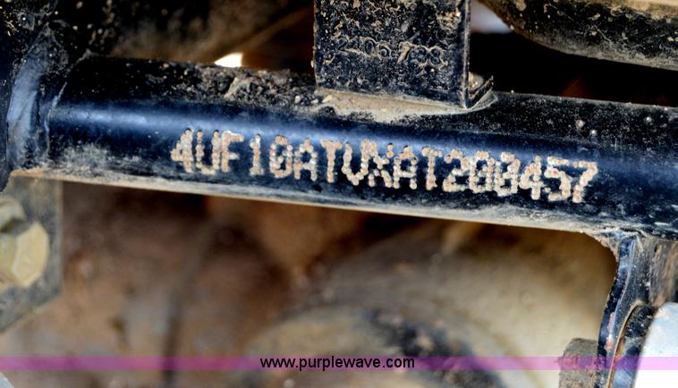 image for item H2916 2010 Arctic Cat 700H ATV