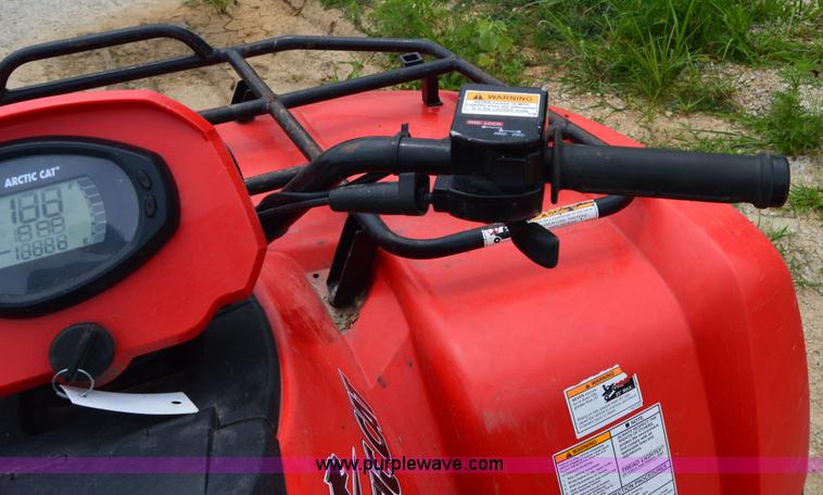 image for item H2916 2010 Arctic Cat 700H ATV