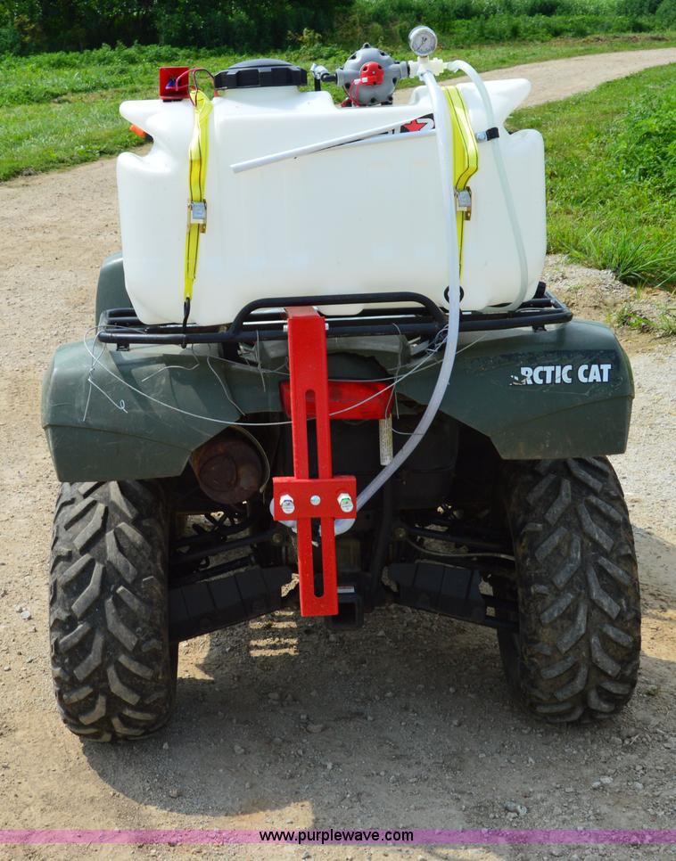 image for item H2922 2011 Artic Cat 700 ATV