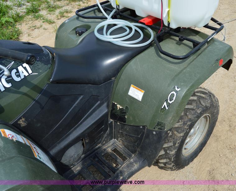 image for item H2922 2011 Artic Cat 700 ATV