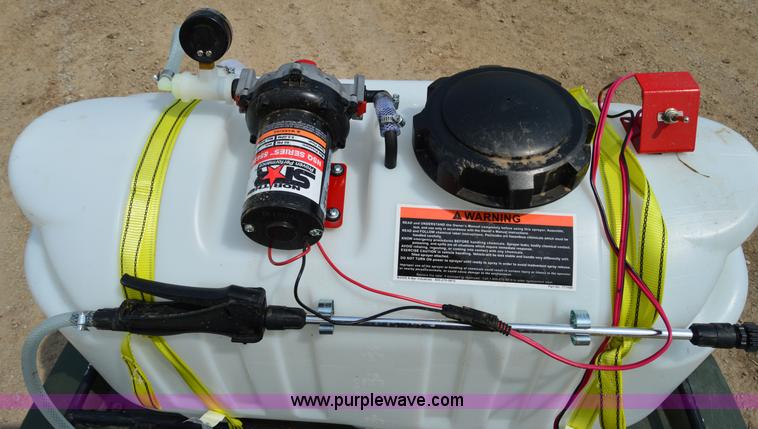 image for item H2922 2011 Artic Cat 700 ATV