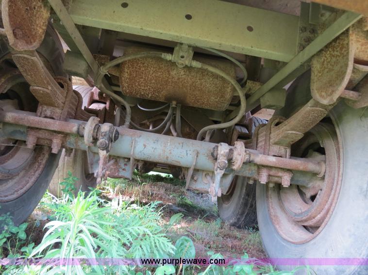 image for item I9533 1989 Wilson PSDCL-206 48' aluminum cattle pot trailer