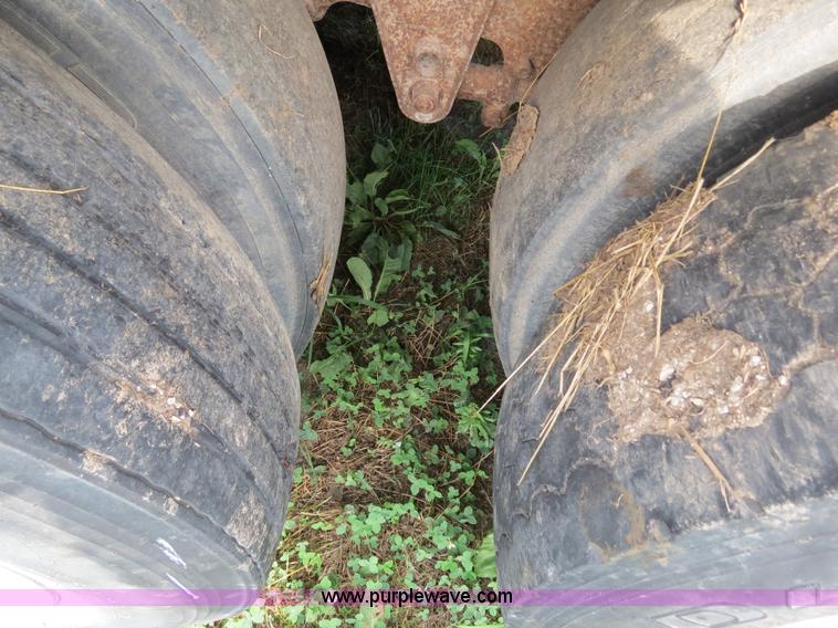 image for item I9533 1989 Wilson PSDCL-206 48' aluminum cattle pot trailer