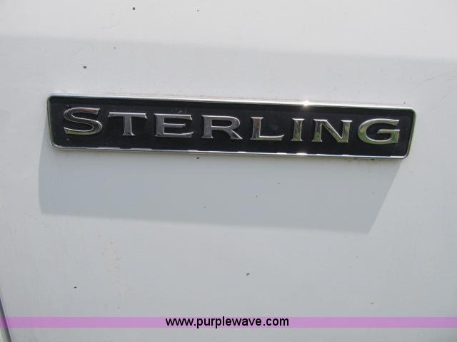 image for item I9534 2000 Sterling A9500 semi truck