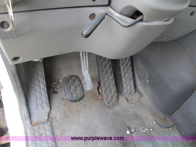 image for item I9534 2000 Sterling A9500 semi truck