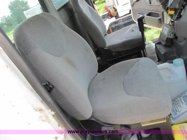 image for item I9534 2000 Sterling A9500 semi truck