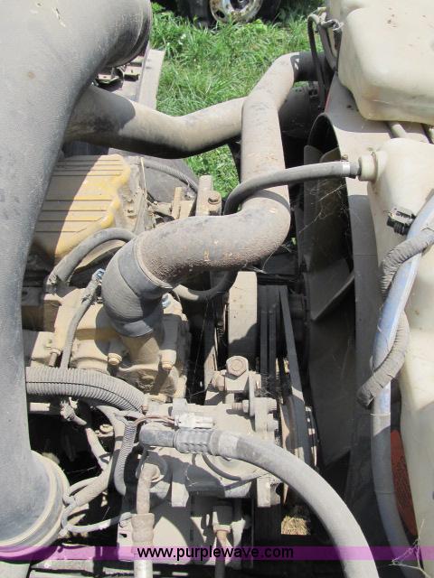 image for item I9534 2000 Sterling A9500 semi truck